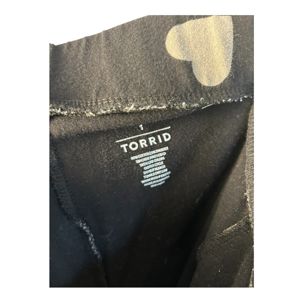 Torrid Women's Black Silver Hearts Mid Rise Full Length Premium Leggings Size 1X - Picture 6 of 9